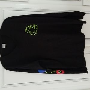 Everybody World mens top